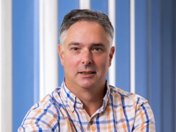 Gil Holder
